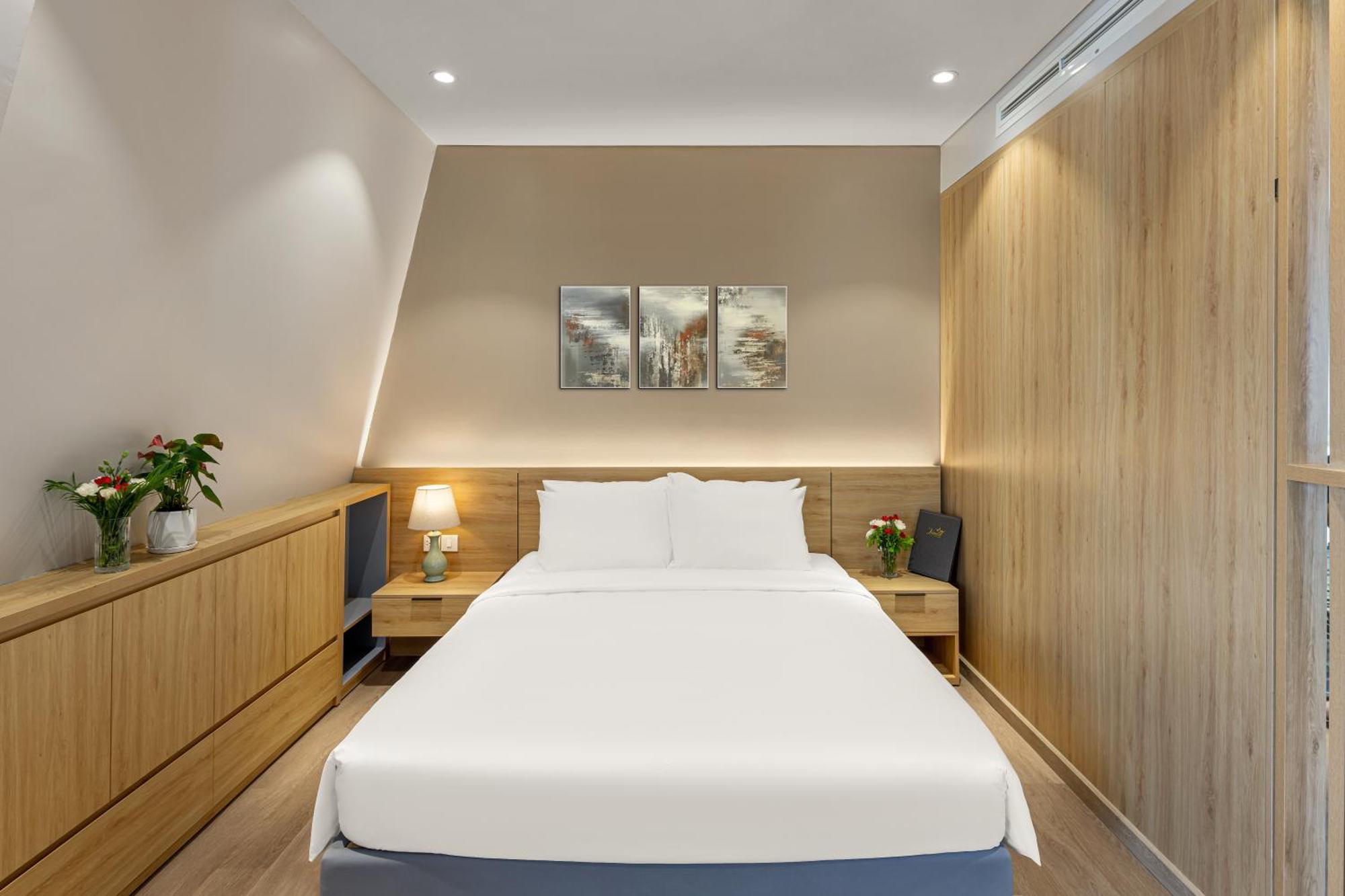 Laputa Hotel Duong Dong Exterior foto